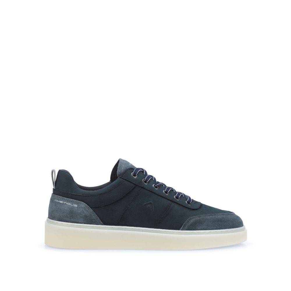 AMBITIOUS LOW TOP NAVY SNEAKERS