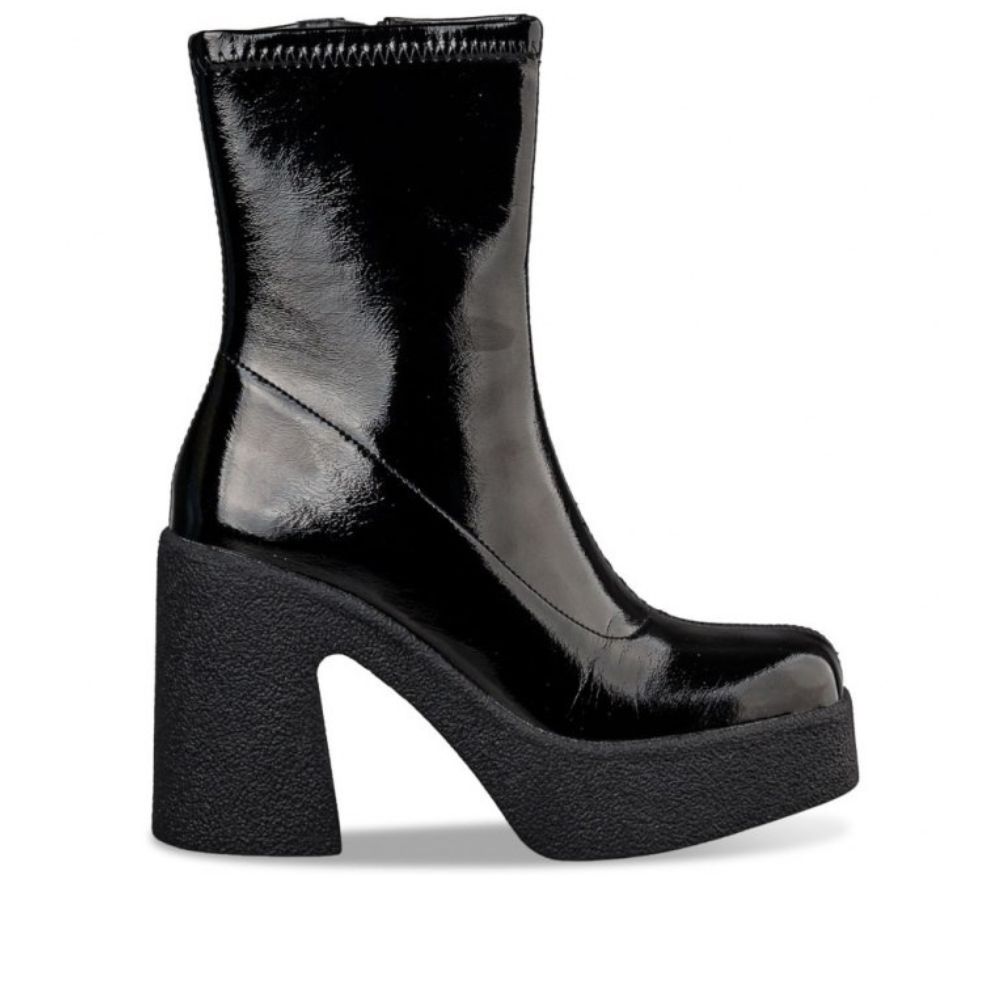 ENVIE HEELED BLACK ANKLE BOOTS