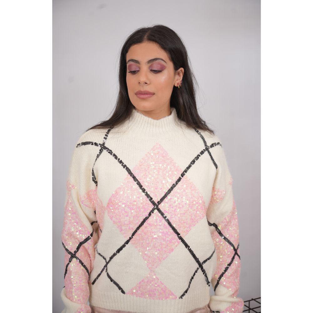 WOMEN WHITE AND PINK SPARKLE KNITWEAR